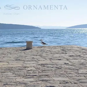  Apartment Ornamenta